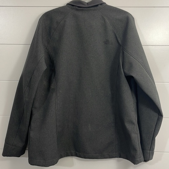 Women’s North Face jacket. Size XXL. Worn very little. - Picture 6 of 7